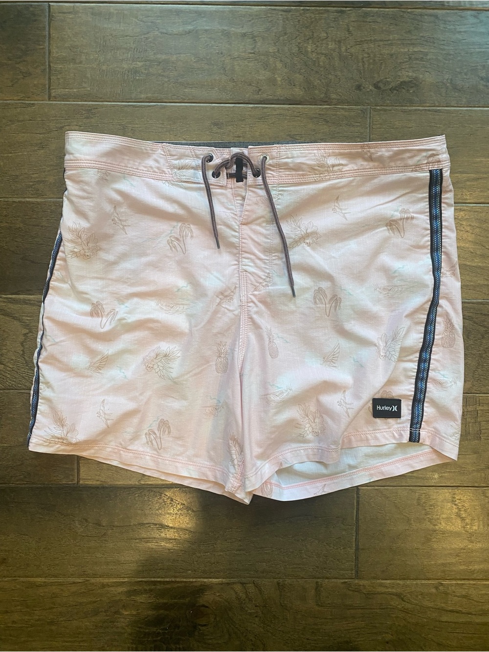 Hurley Men's Light Pink Floral Athletic Swim Board Shorts with Contrast Trim